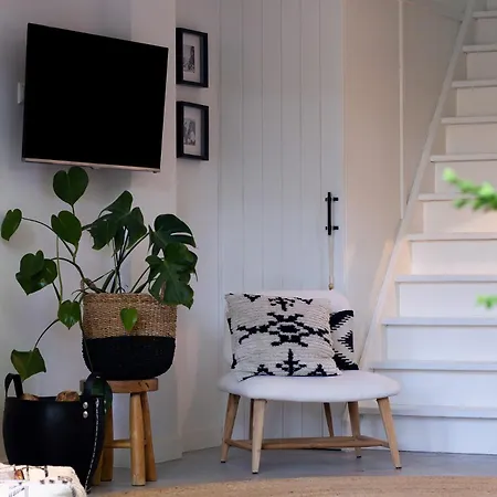 Forest Bed & Breakfast *