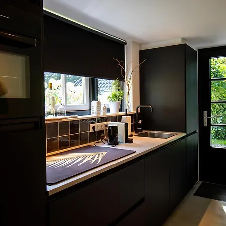 Bed & Breakfast Forest *